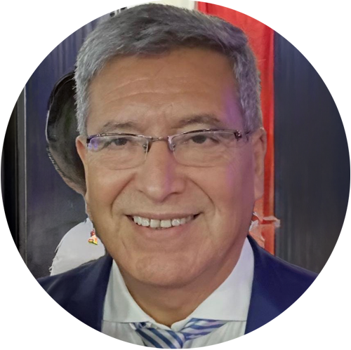 https://www.financoop.cl/wp-content/uploads/2026/09/fotografia-JC-Contreras.png